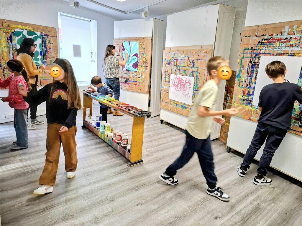 Jeu de peindre et dessiner enfants à partir de 3 ans, ados et adultes sur Nantes et Rezé